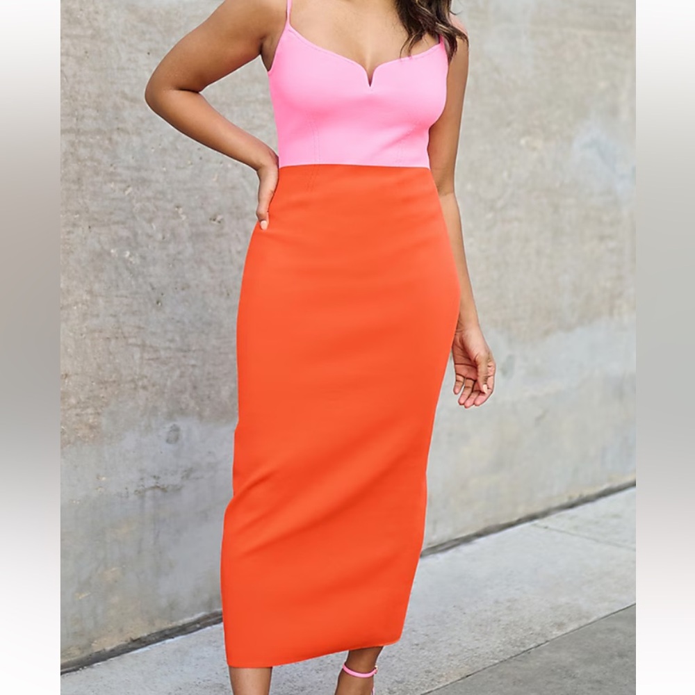 NWT - EXPRESS Body Contour V-Wire Color Block Midi Sweater Dress - XSmall